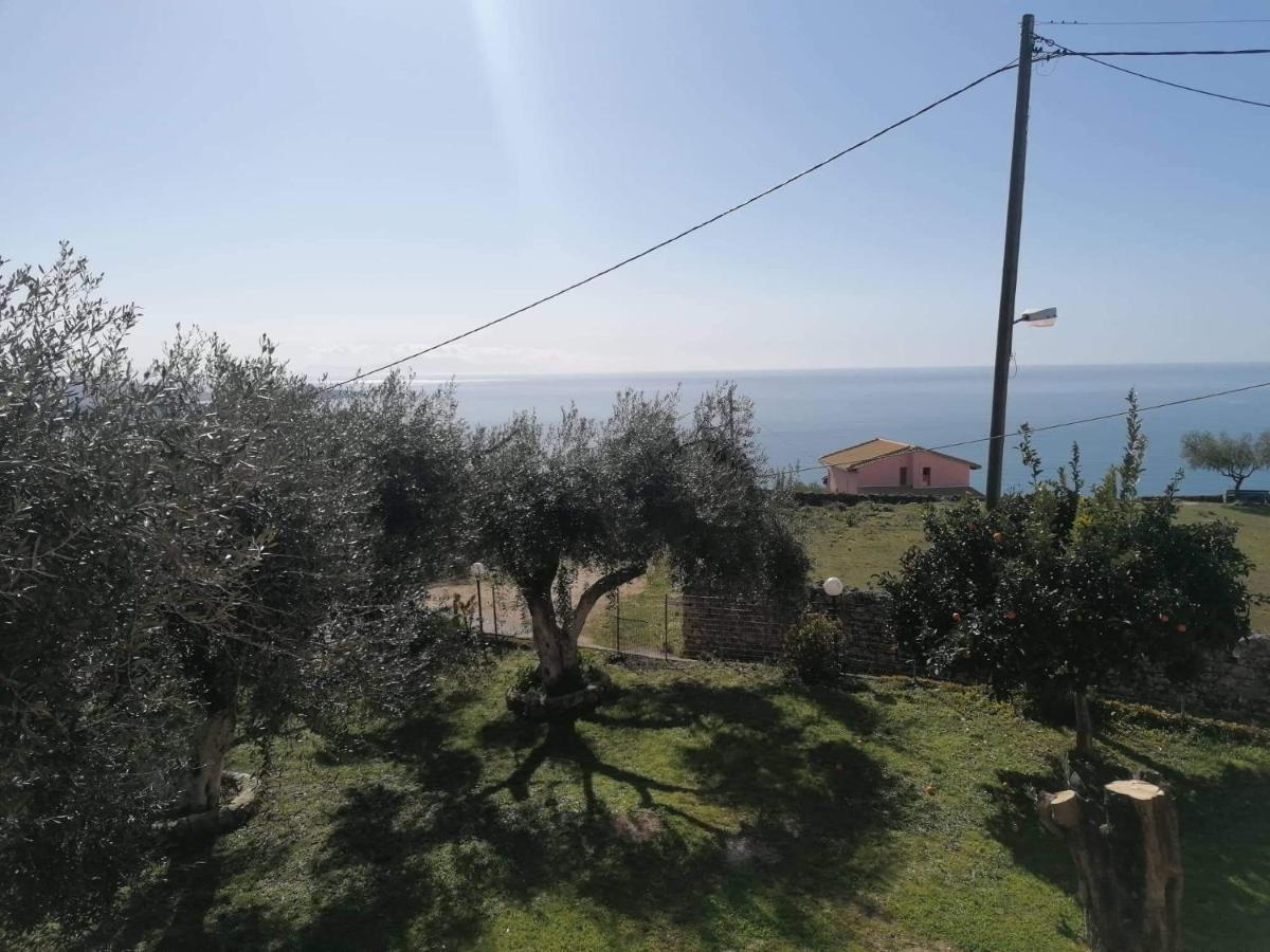 Villa Sarai Парга Екстериор снимка