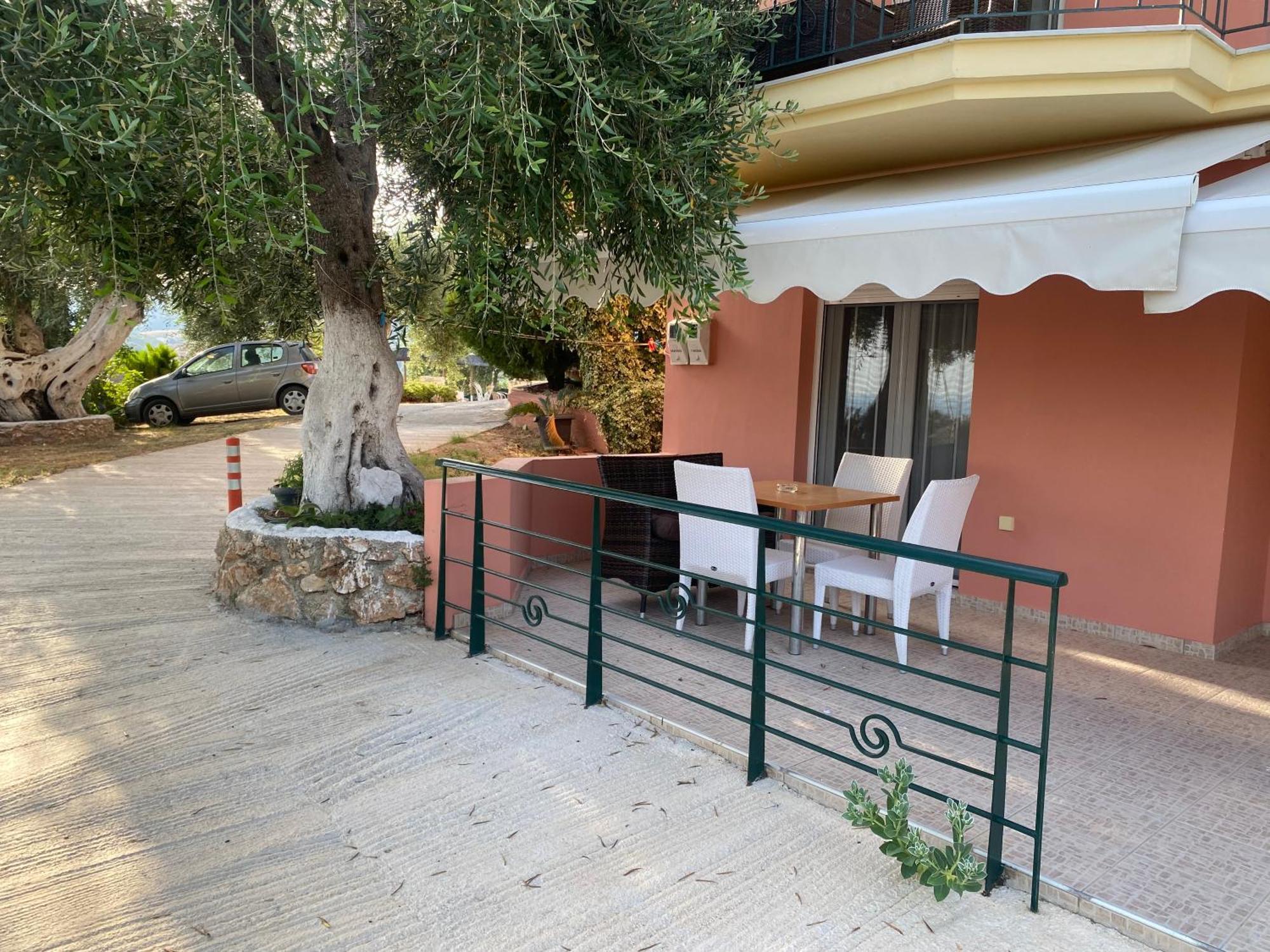 Villa Sarai Парга Екстериор снимка