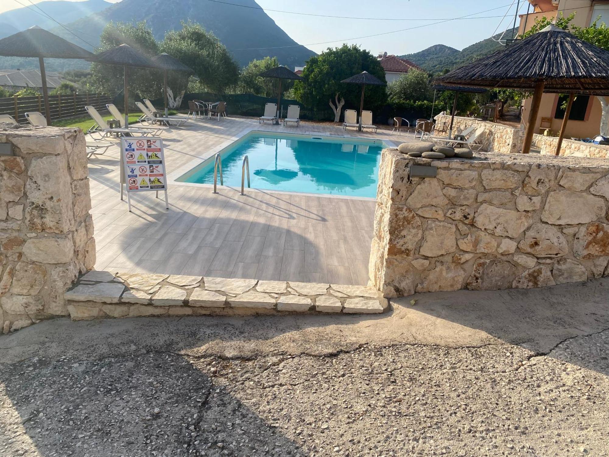 Villa Sarai Парга Екстериор снимка