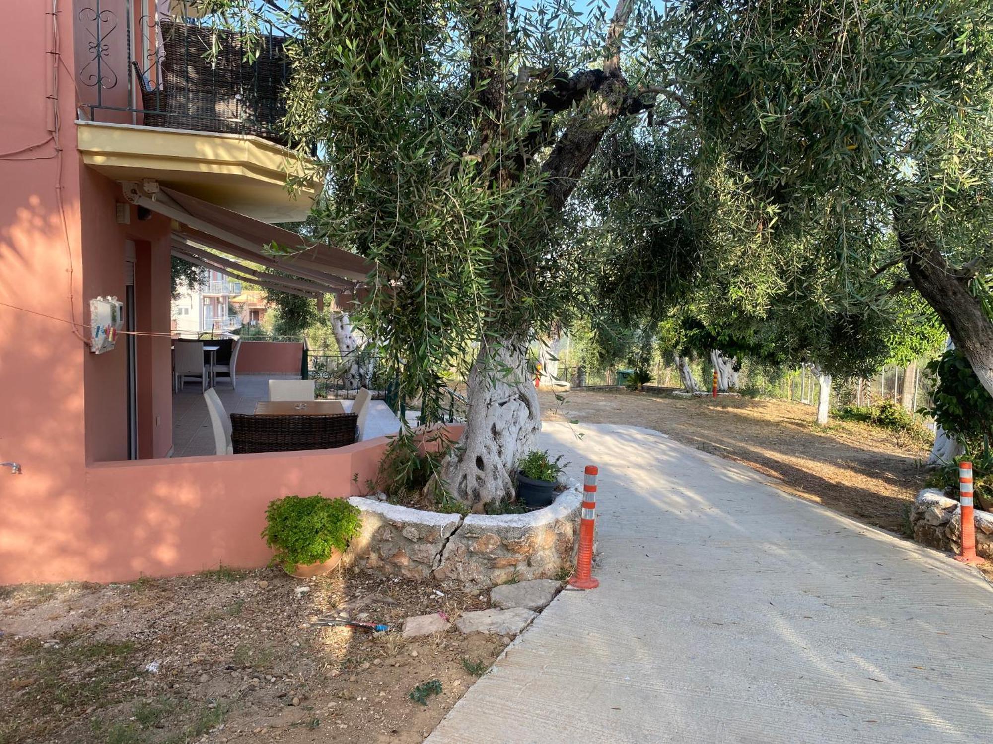 Villa Sarai Парга Екстериор снимка